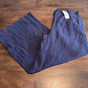 Vineyard Vines Navy Gauze High Rise‎ Wide Leg Pants, Size Medium